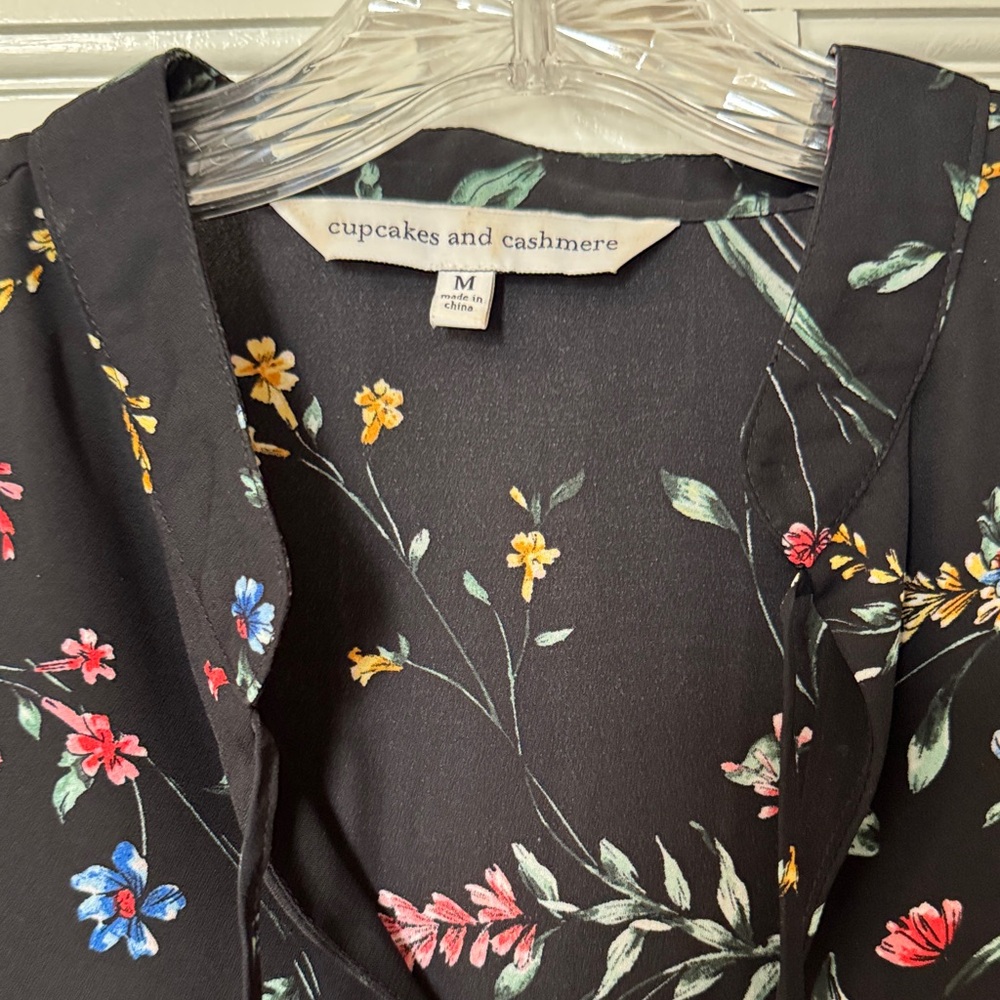 cupcakes & cashmere Black Top with Floral Pattern